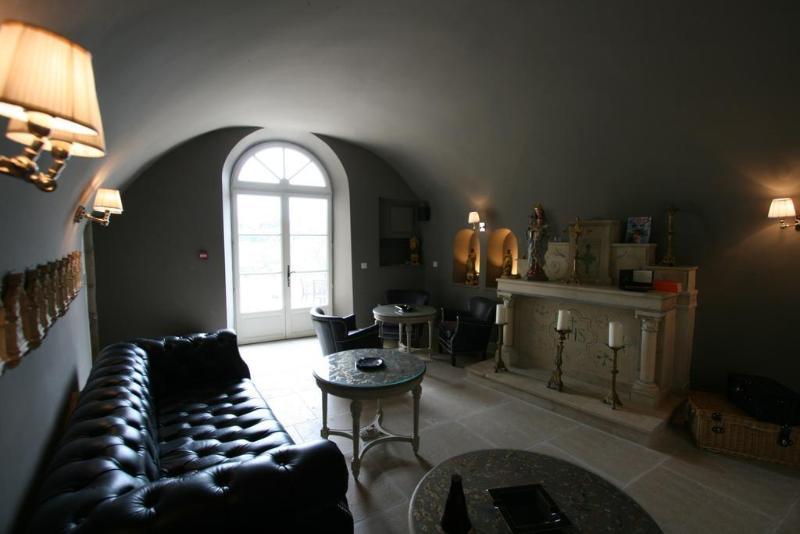 Chateau Les Oliviers De Salettes Charols ภายนอก รูปภาพ