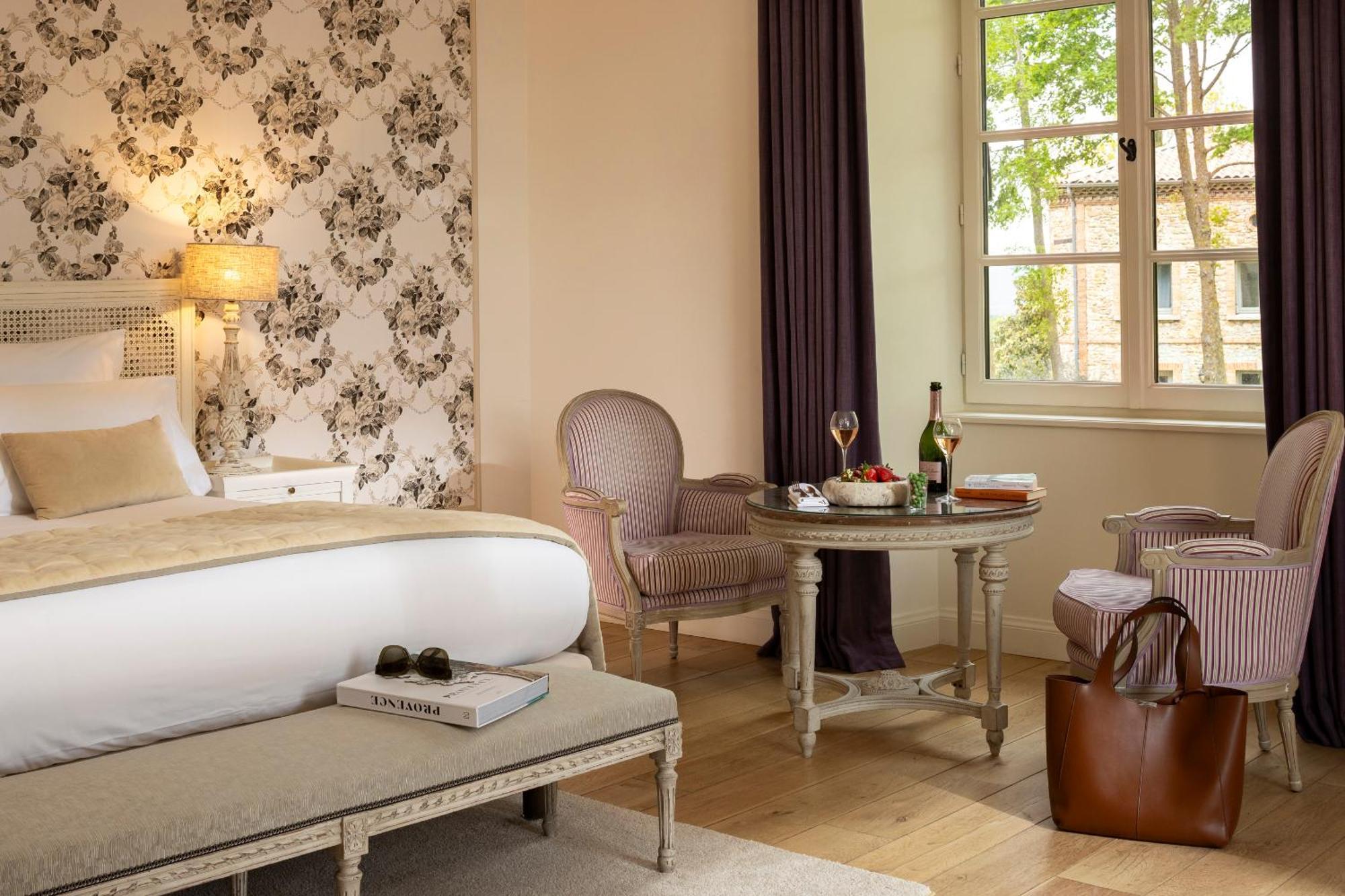 Chateau Les Oliviers De Salettes Charols ภายนอก รูปภาพ
