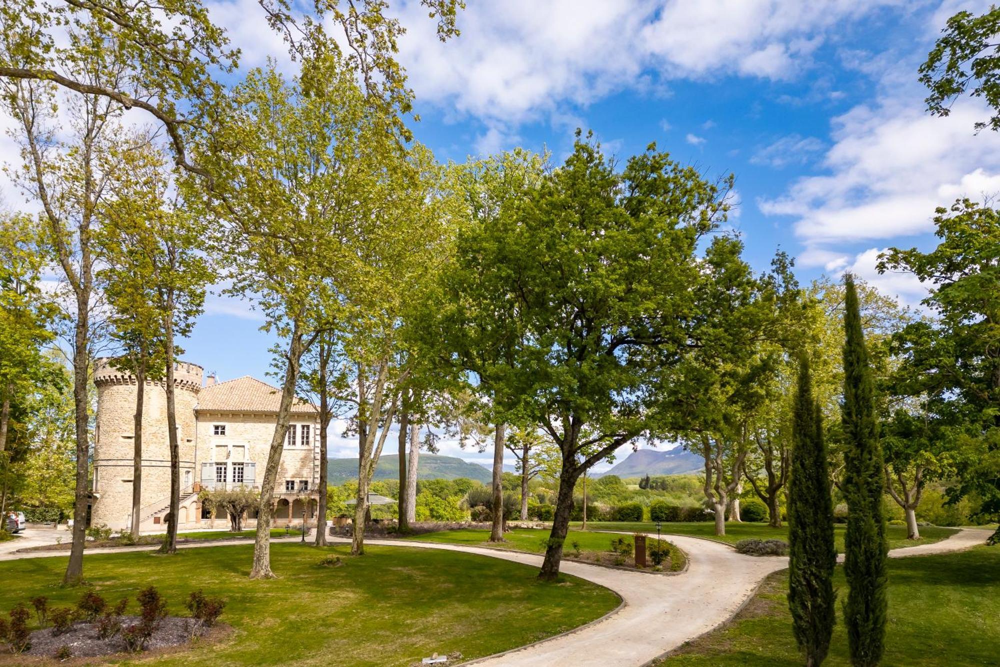 Chateau Les Oliviers De Salettes Charols ภายนอก รูปภาพ
