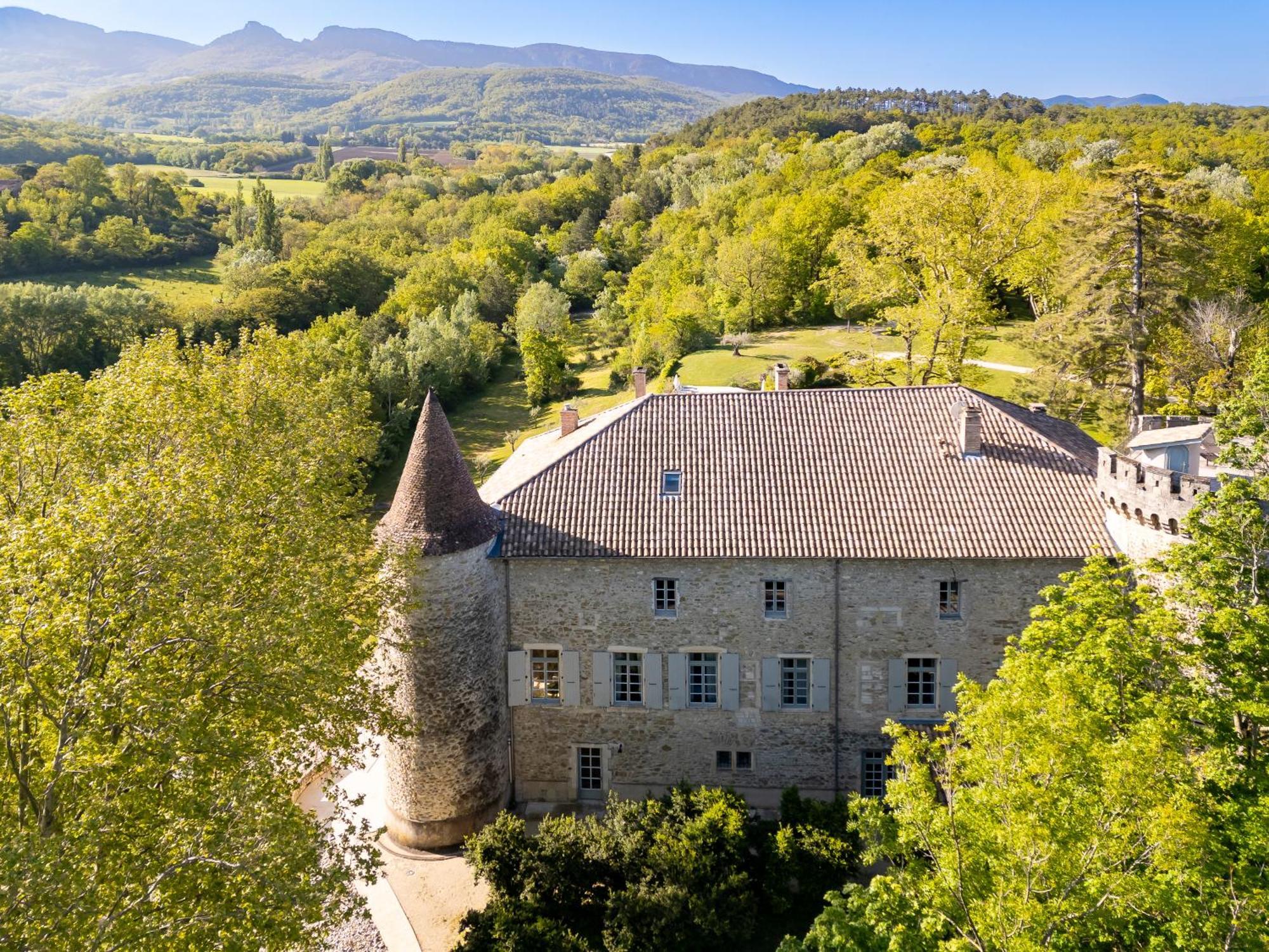 Chateau Les Oliviers De Salettes Charols ภายนอก รูปภาพ